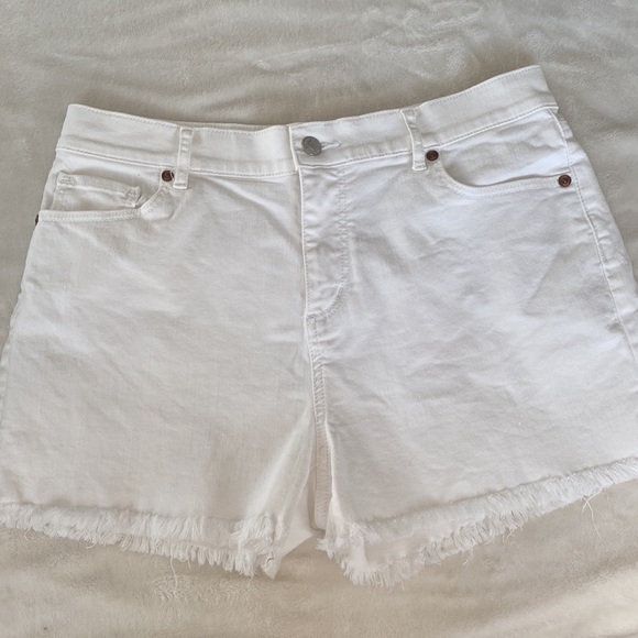 Loft White Denim Shorts Frayed Hem Size 27 - Picture 2 of 8